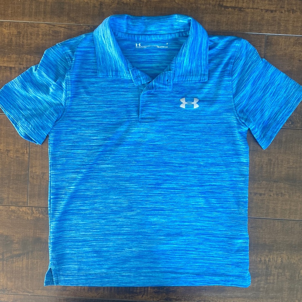 Collard Under Armour Heatgear breathable shirt